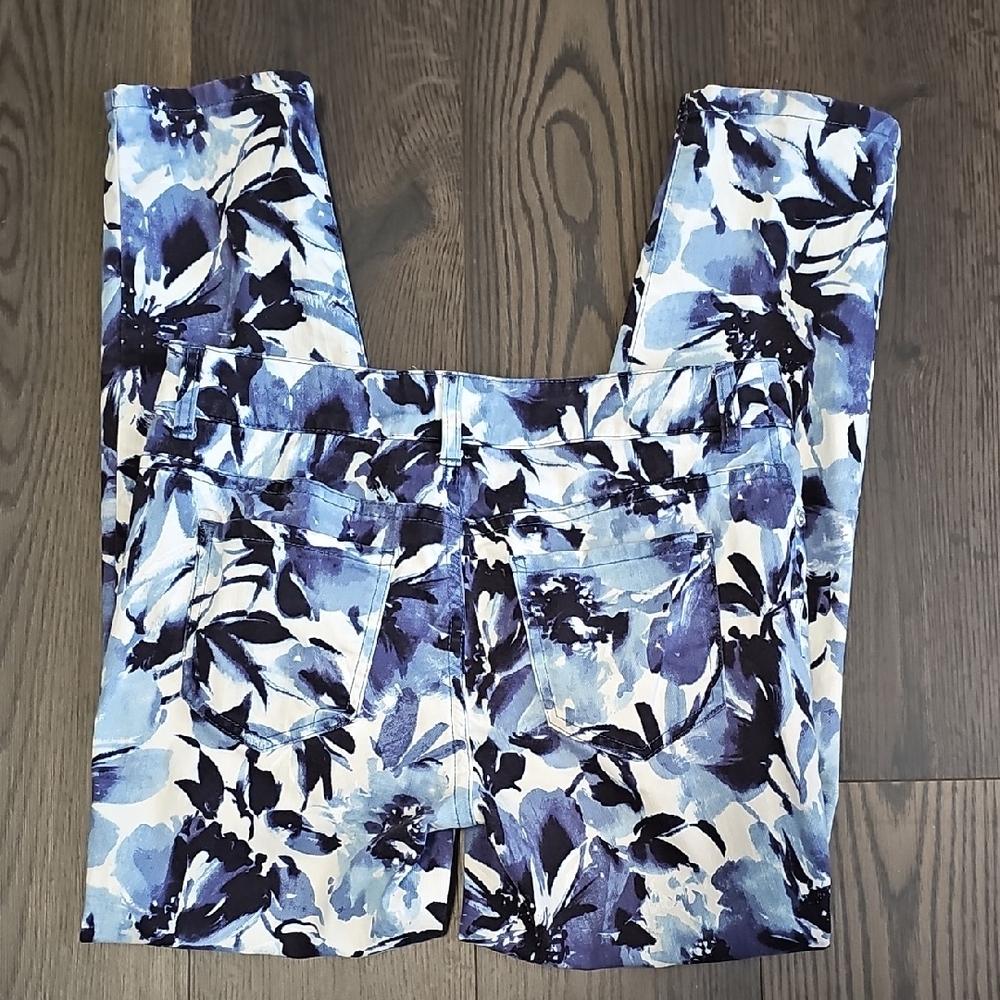 Chico's Platinum Denim Blue and White Floral Pants